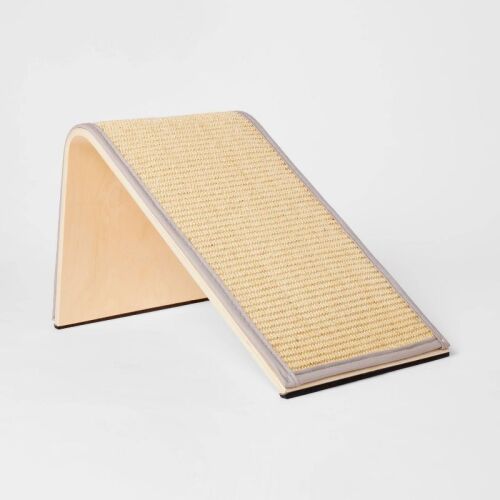 Cat Scratcher Ramp - Tan - 17" - Boots & Barkley™ - Lot 127WG