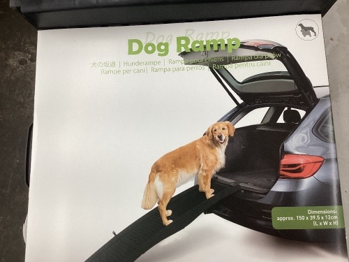 Dog Ramp, Foldable - Lot 455