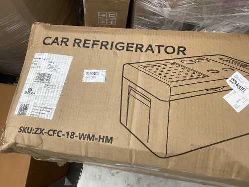 SIMZLIFE 12VOLT 19QT PORTABLE REFRIDGERATOR - Lot 292