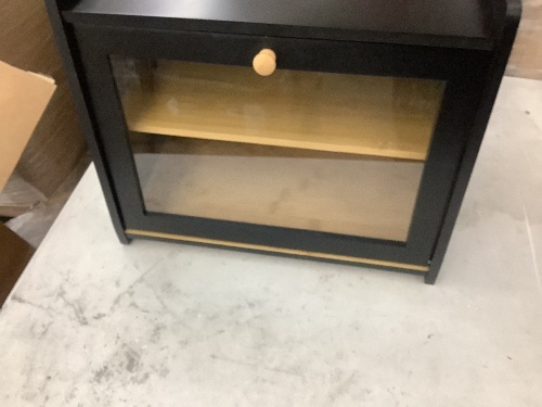 Small Cabinet - Lot 306