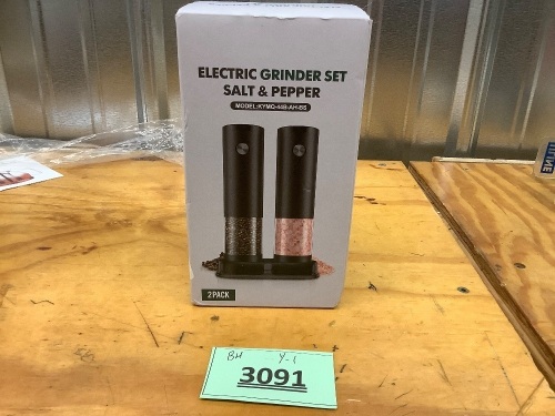 Electric Salt and Pepper Grinder Set - Lot 3091