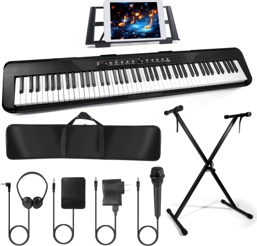 88 key piano keyboard with accecssories - Lot 2895