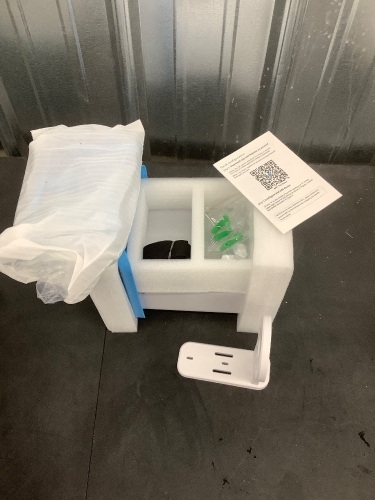 Smart AI Bird Feeder - Lot 3292