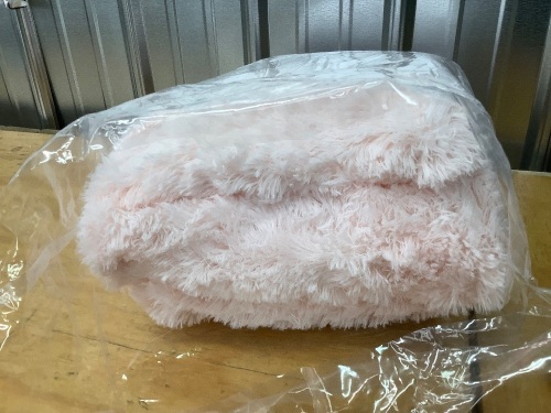 Indoor Fluffy Area Rug - Lot 3453