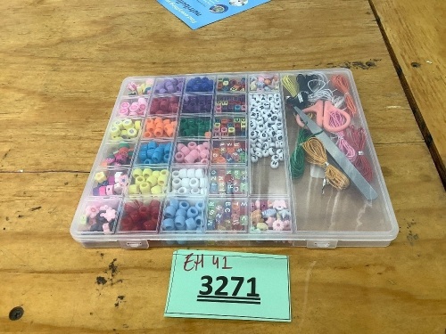 Bracelet Making Kit - Lot 3271