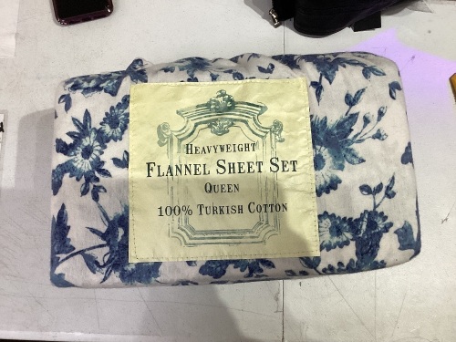 Printed Floral Pattern Extra Deep Pocket HeavyWeight Flannel Sheet Set Queen  - Lot 138