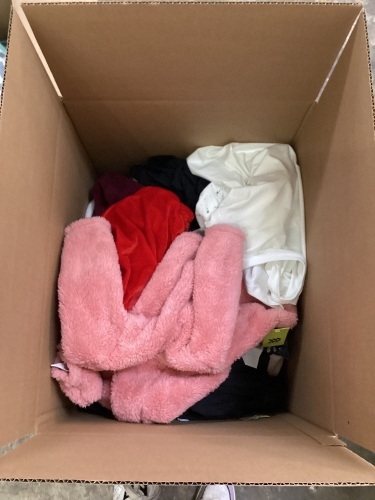 Lot of Misc Clothes - Lot 127