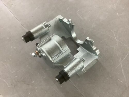 Disc Brake Caliper Assembly, Set of 2  - Lot 290