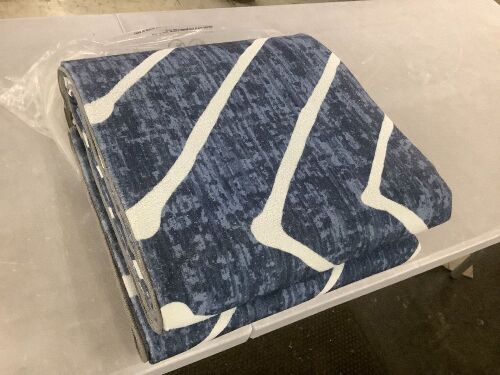 9' x 12' Area Rug  - Lot 343