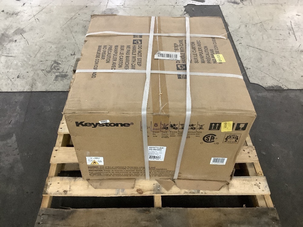 Keystone 12,000 BTU 230V Through-the-Wall Air Conditioner with 10,600 BTU Supplemental Heat Capability - Image 2 - Lot 20JF