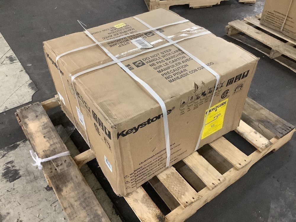 Keystone 12,000 BTU 230V Through-the-Wall Air Conditioner with 10,600 BTU Supplemental Heat Capability - Image 3 - Lot 20JF