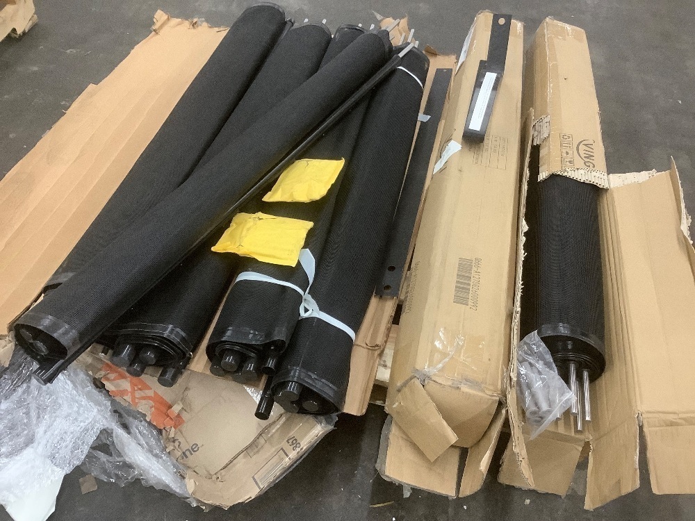 Vingli Above Ground Pool Fence. Includes: (1) 4' x 60' (missing 3 bags of hardware), and (2) 5' x 12' Sections - Image 4 - Lot 180