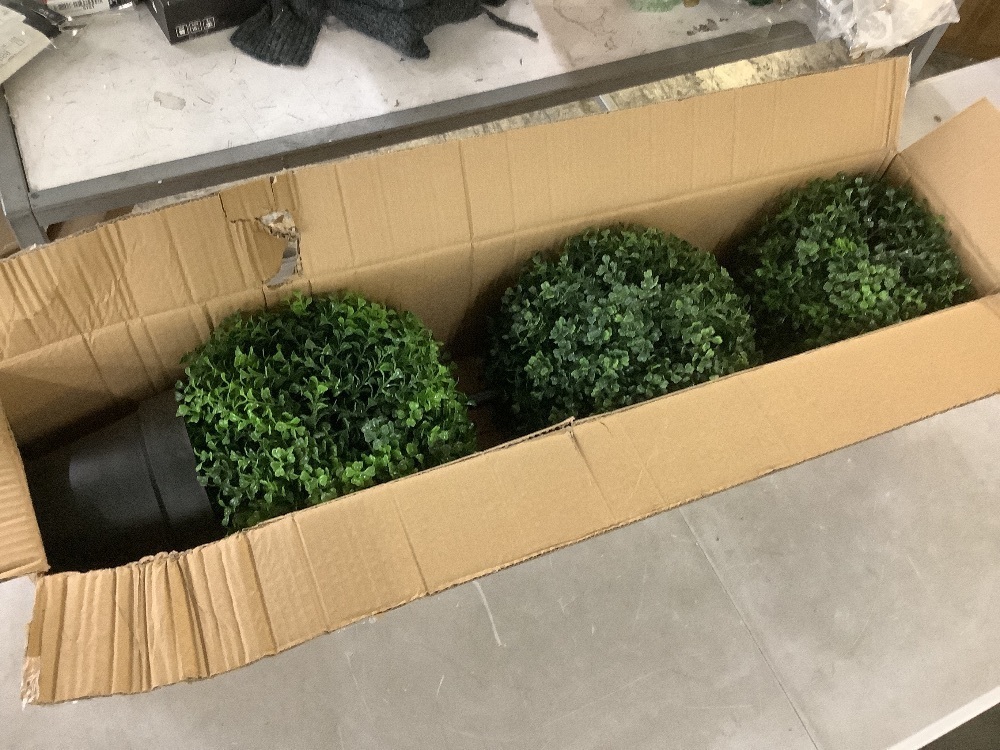 Nearly Natural 3 ft. Boxwood Triple Ball Topiary Artificial Tree (Indoor/Outdoor) - Image 2 - Lot 262JF