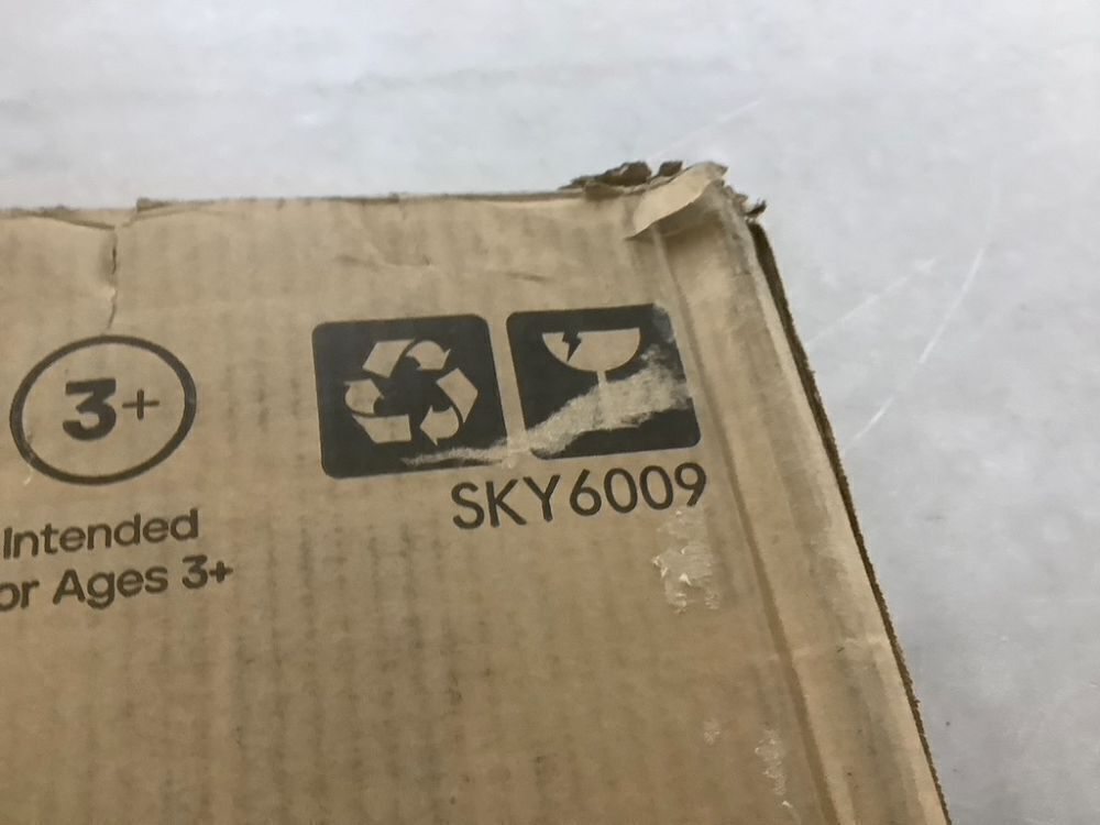 Pretend Play Kitchen Wooden Toy Set for Kids with 11 Accessories - Image 3 - Lot 311