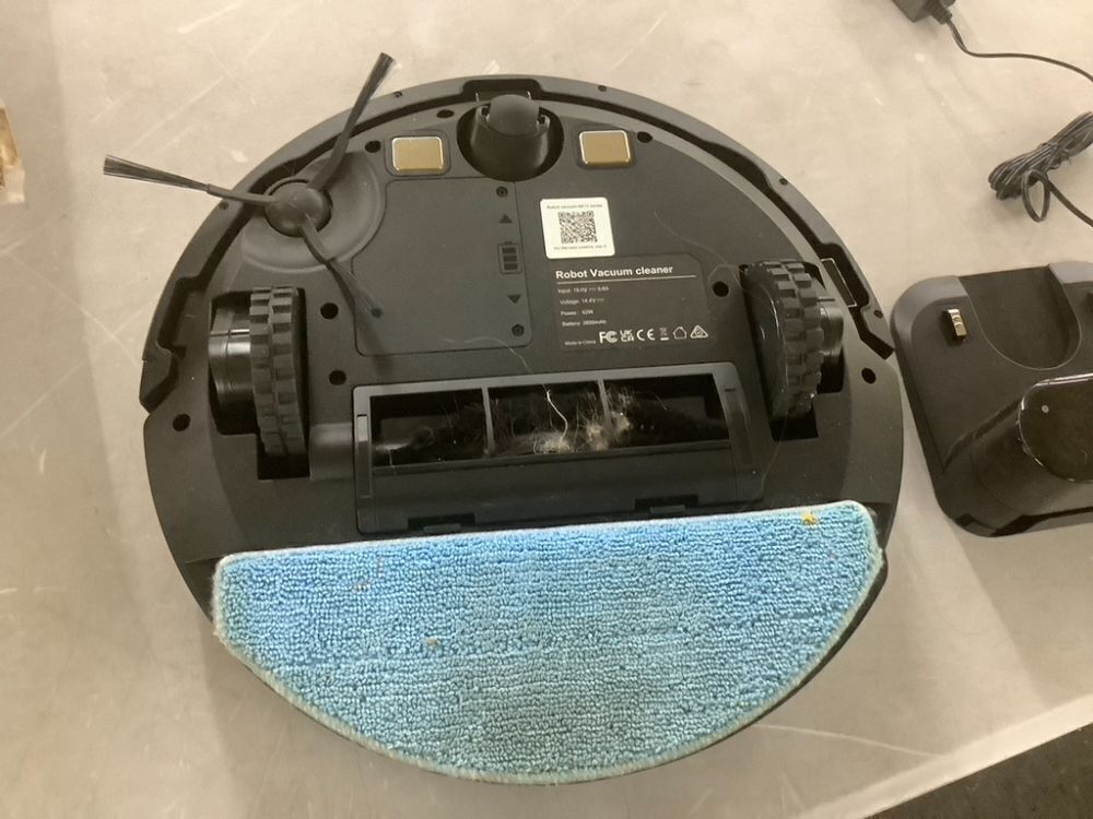 Lubluelu 3 in 1 Robot Vacuum and Mop Combo  - Image 2 - Lot 321
