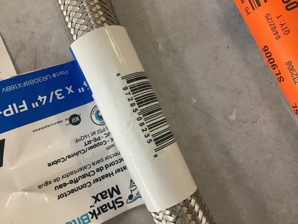 Lot of (13) SharkBite Max 3/4 in. Push-to-Connect x 3/4 in. FIP x 18 in. Braided Stainless Steel Water Heater Connector Ball Valve - Image 4 - Lot 377JF