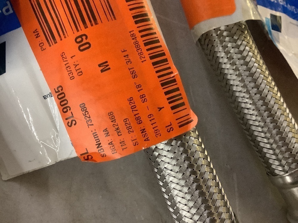 Lot of (13) SharkBite Max 3/4 in. Push-to-Connect x 3/4 in. FIP x 18 in. Braided Stainless Steel Water Heater Connector Ball Valve - Image 5 - Lot 377JF
