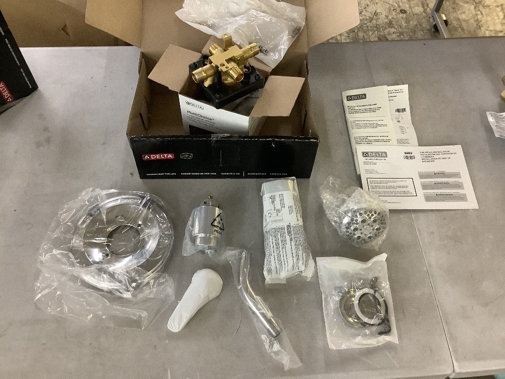 Delta Classic Single-Handle 5-Spray Tub and Shower Faucet with Stops in Chrome (Valve Included) - Image 3 - Lot 467JF