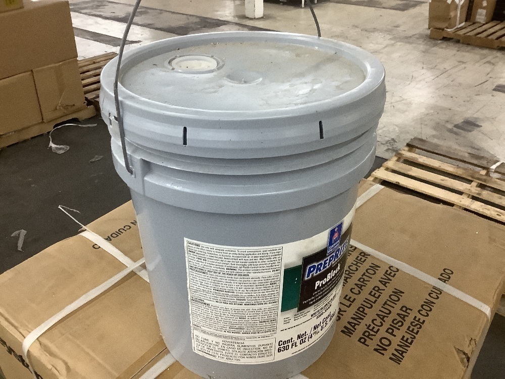 5-Gallon Bucket of Sherwin Williams PrepRite ProBlock. Unopened Old Stock. Unknown Condition Inside - Image 5 - Lot 561JF
