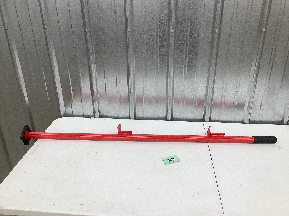 Sunluway 77175 Auto Body Alignment Bar Tool - Image 1 - Lot 3359