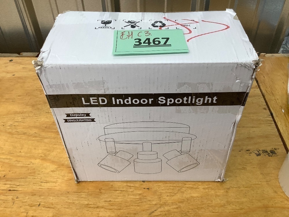 Depuley 3 Light Modern Flush Mount Ceiling Spotlight - Image 3 - Lot 3467