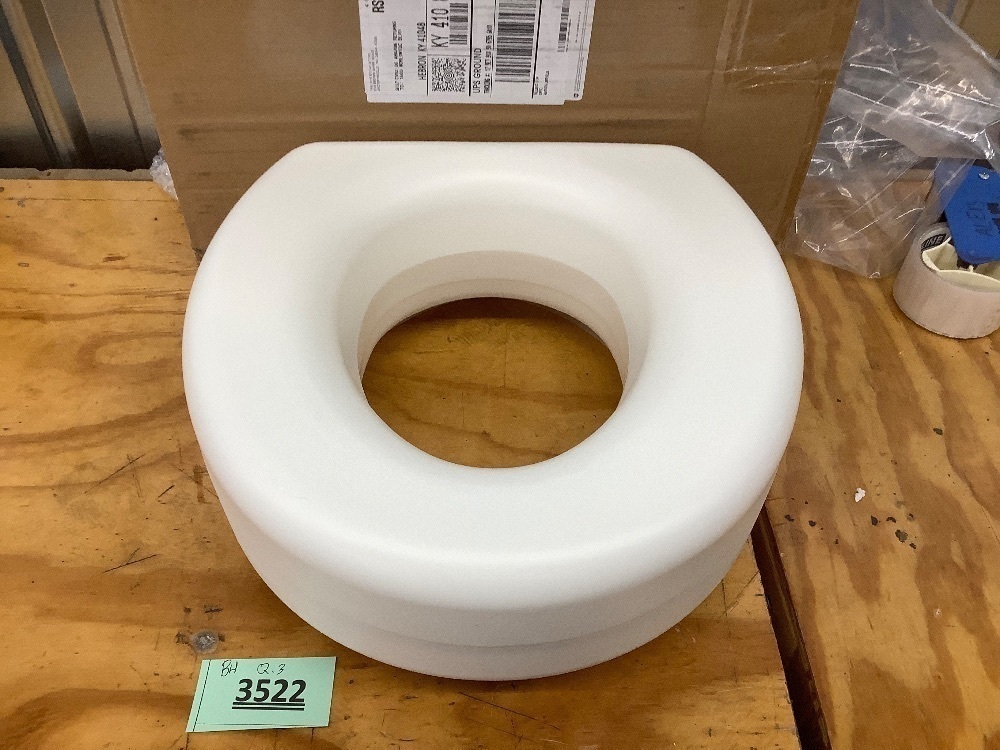 HealthSmart Raised Toilet Seat Riser - Image 4 - Lot 3522