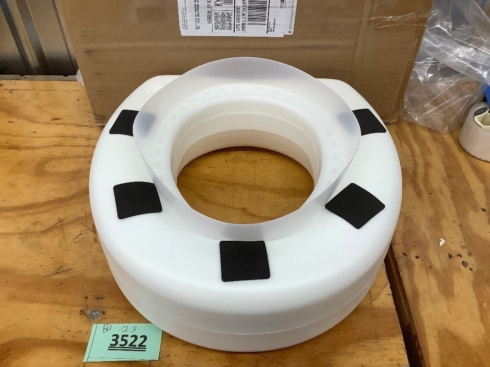 HealthSmart Raised Toilet Seat Riser - Image 5 - Lot 3522