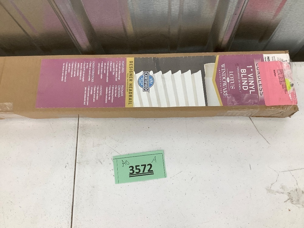 Cordless one inch vinyl blinds - white - Image 2 - Lot 3572