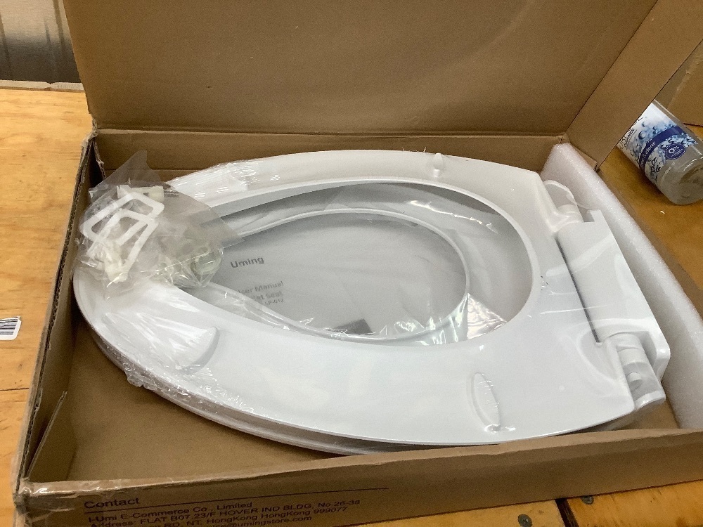 Elongated Toilet Seat - Image 1 - Lot 3674