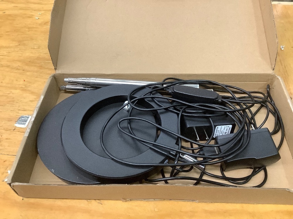 Grow Lights for Indoor Plants, 48 LEDs Full Spectrum Plant Light for Indoor Plants, Height Adjustable Growing Lamp with Base, 3 Optional Spectrums, Auto Timer 3/9/12Hrs, 10 Brightness, 2 Pack - Image 2 - Lot 3923