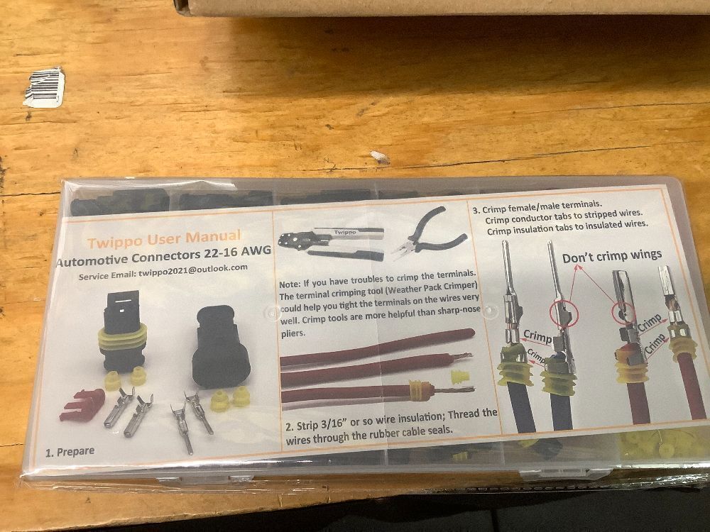 Automotive Connectors 22-16 AWG - Image 4 - Lot 3932