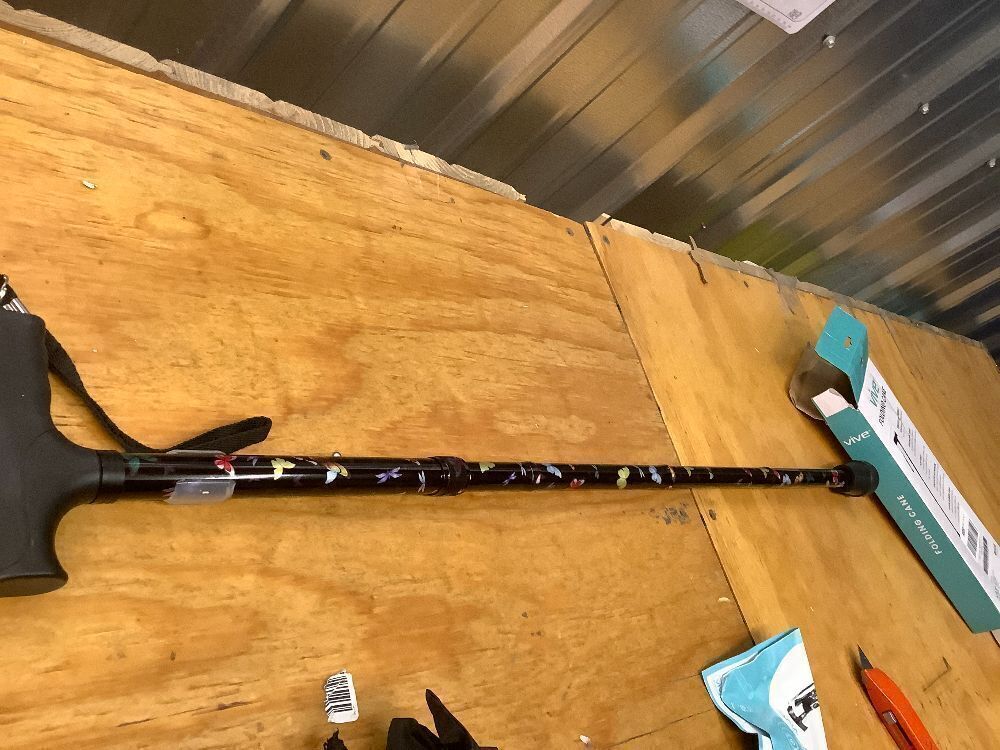 Vive Folding Cane - Image 2 - Lot 3940