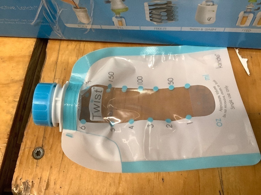 Twist Pouch Direct-Pump Direct-Feed Twist Cap Breast Milk Storage Bags for Pumping, Freezing, Heating and Feeding, Pre-Sterilized, 6 Ounce, pack of 80 - Image 2 - Lot 3964