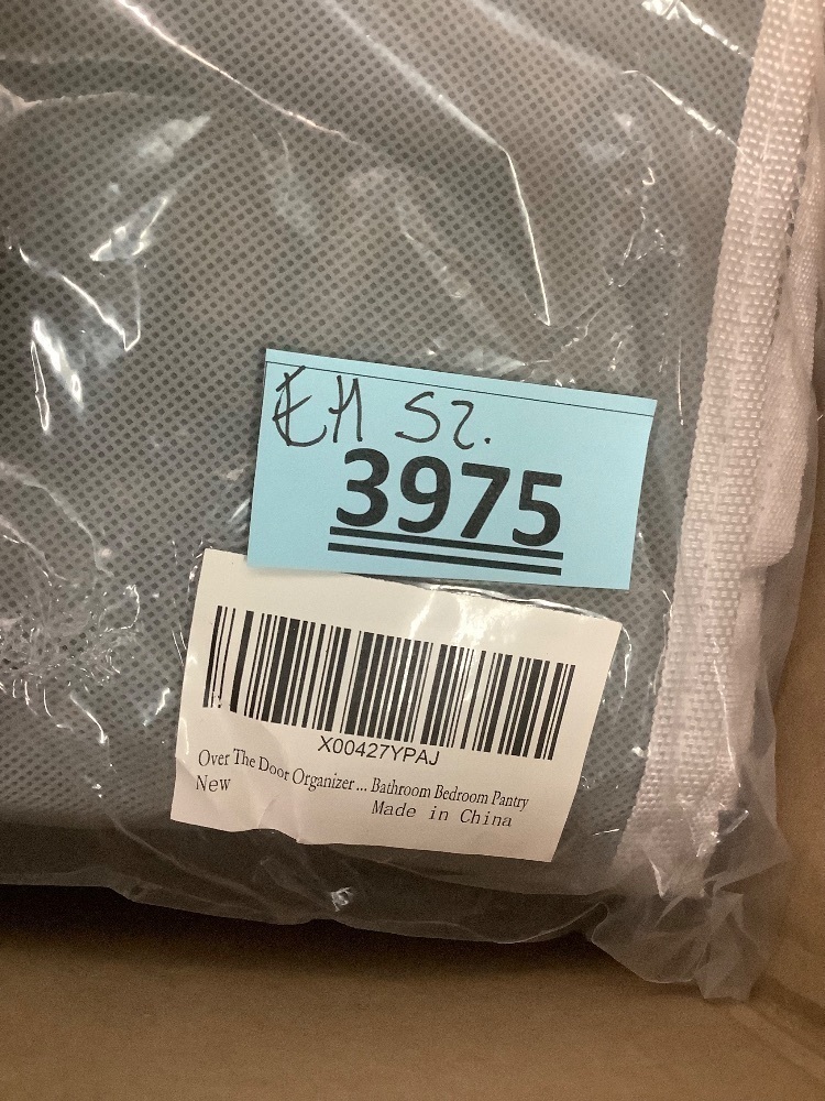 Set of 2 Over The Door Organizer Storage - Image 4 - Lot 3975