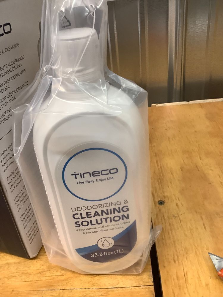 Tineco Floor Cleaning Solution 1L for iFLOOR Series (EXCEPT iFLOOR 5 Steam), FLOOR ONE S3 / S5 / S6 / S7 Series (EXCEPT S5 Steam / S7 Steam) Wet Dry Vacuum (33.8 OZ) - Image 2 - Lot 3995