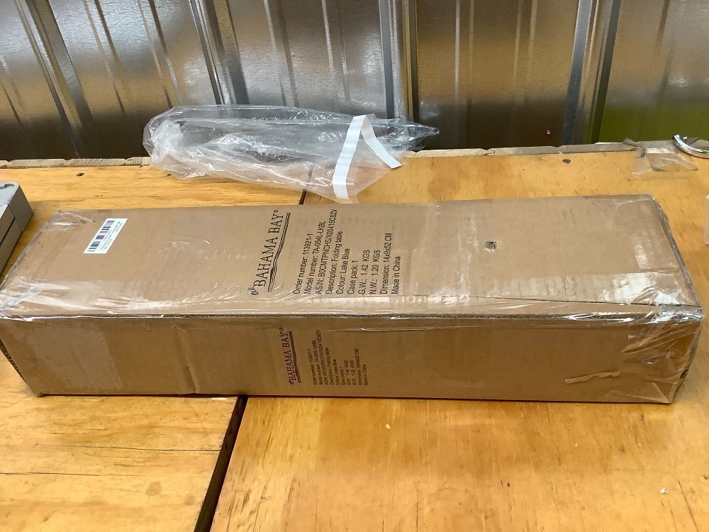 Ultralight Aluminum Mini Table, Foldable Small Beach Table with Retractable Legs, 66lbs/30kg Weight Capacity, Suitable for Picnic Camping Outdoor Hiking(Blue) - Image 4 - Lot 4102