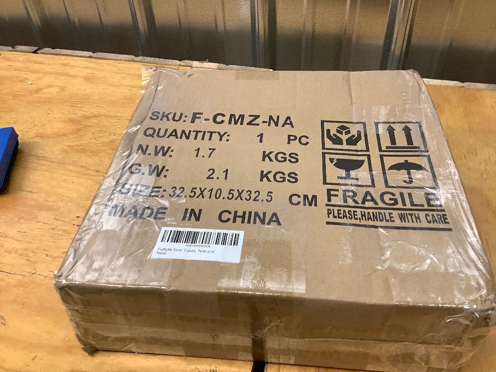 Round Side Table, Small Drink Table for Small Spaces, Modern Accent End Table Coffee Table with Solid Wood Leg for Living Room, Bedroom, Corners, and Office (Natural) - Image 4 - Lot 4118