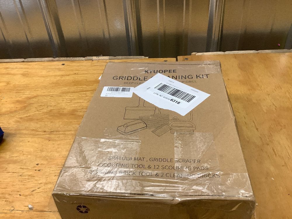 Flat Top Grill Cleaning Kit - Image 3 - Lot 4124