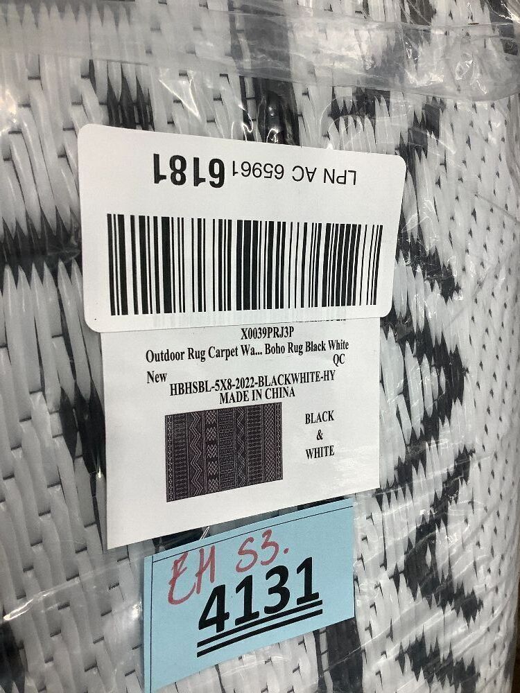 5x8 Outdoor Area Rug - Image 1 - Lot 4131