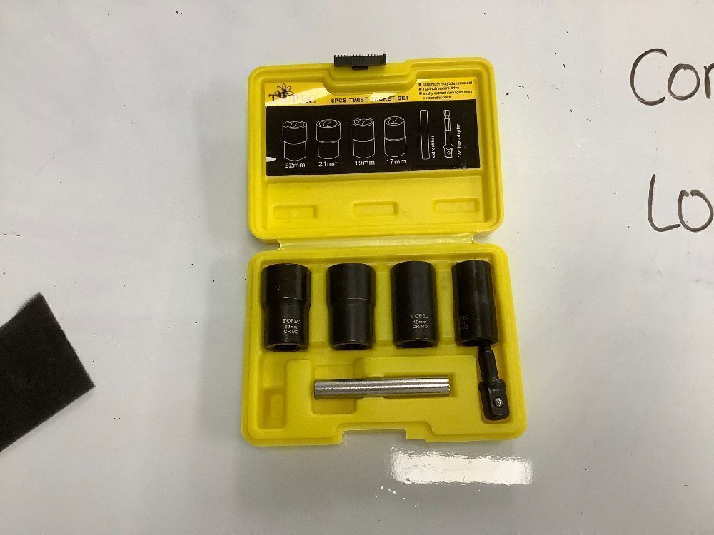 Topec Twist Socket Set Lug Nut Remover Extractor Tool - Image 1 - Lot 4406