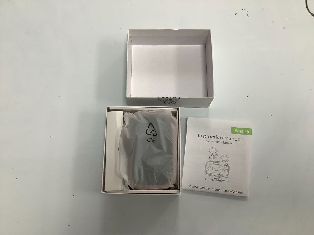 True Wireless Earbuds - Image 2 - Lot 4409