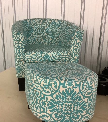 Modern Contemporary Linen Upholstered Barrel Accent Chair Furniture Set - Lot 115