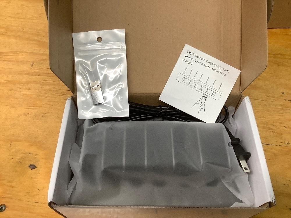 Charging Station for Multiple Devices - Image 2 - Lot 3621