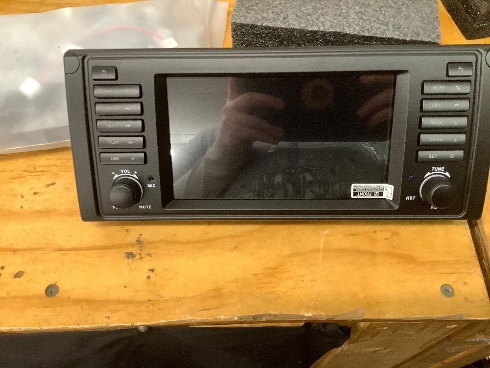 Eonon 7'' Car Radio for BMW 5 Series 1995-2002 (E39), Android 13 Wireless CarPlay Android Auto Car Stereo,Touchscreen Navigation with Bluetooth, AM/FM, SWC, WiFi, 2+32G - E39A13 - Image 3 - Lot 3647