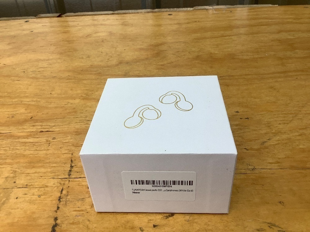JewelPods C01 Wireless Earbuds (White Gold) - Image 4 - Lot 3685