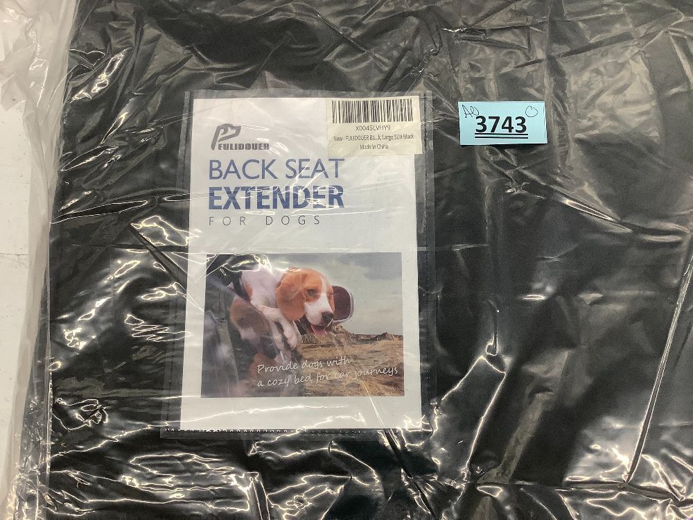 Back Seat Extender for Dogs - Image 1 - Lot 3743