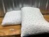 Set of 2 Pillows - Thumbnail 2