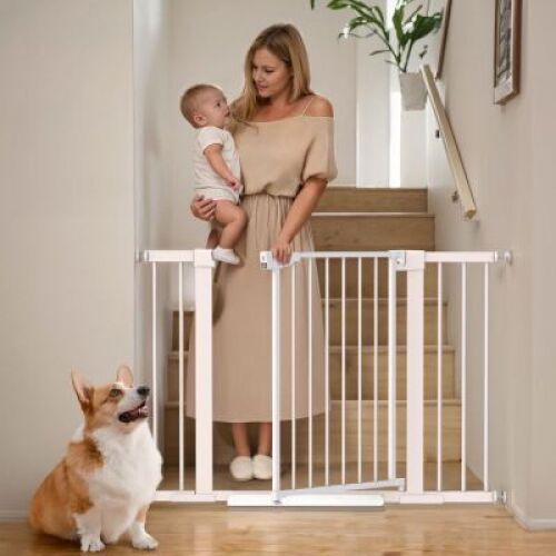 Memeasy Baby Safety Gate - Lot 3899