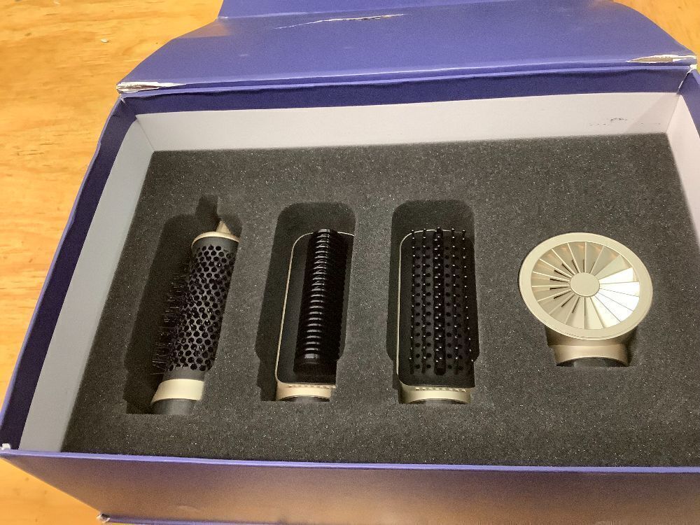 Air Styler Hair Dryer Brush - 6 in 1 Hair Styler - Image 4 - Lot 3942