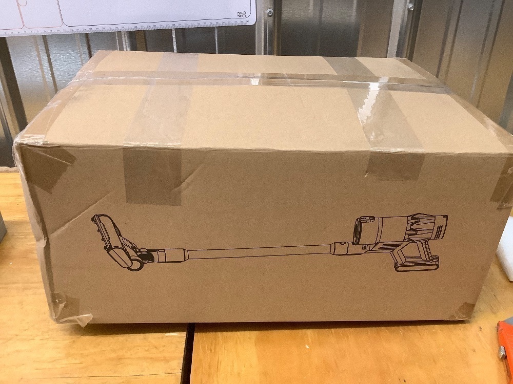 Cordless Vacuum Cleaner - Image 2 - Lot 3961